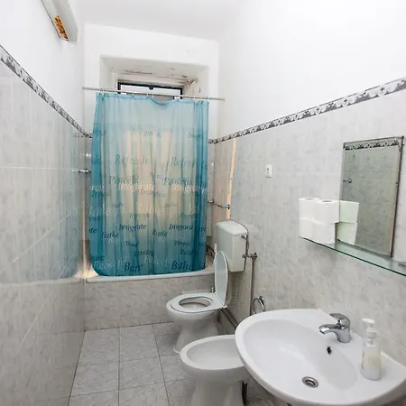 Hostel Tagus *