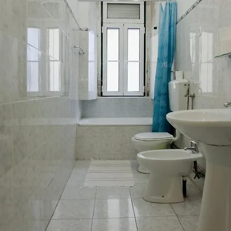 Hostel Tagus Lisbon